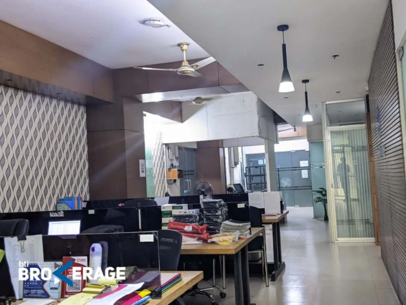 Commercial space Ready for sale in Badda