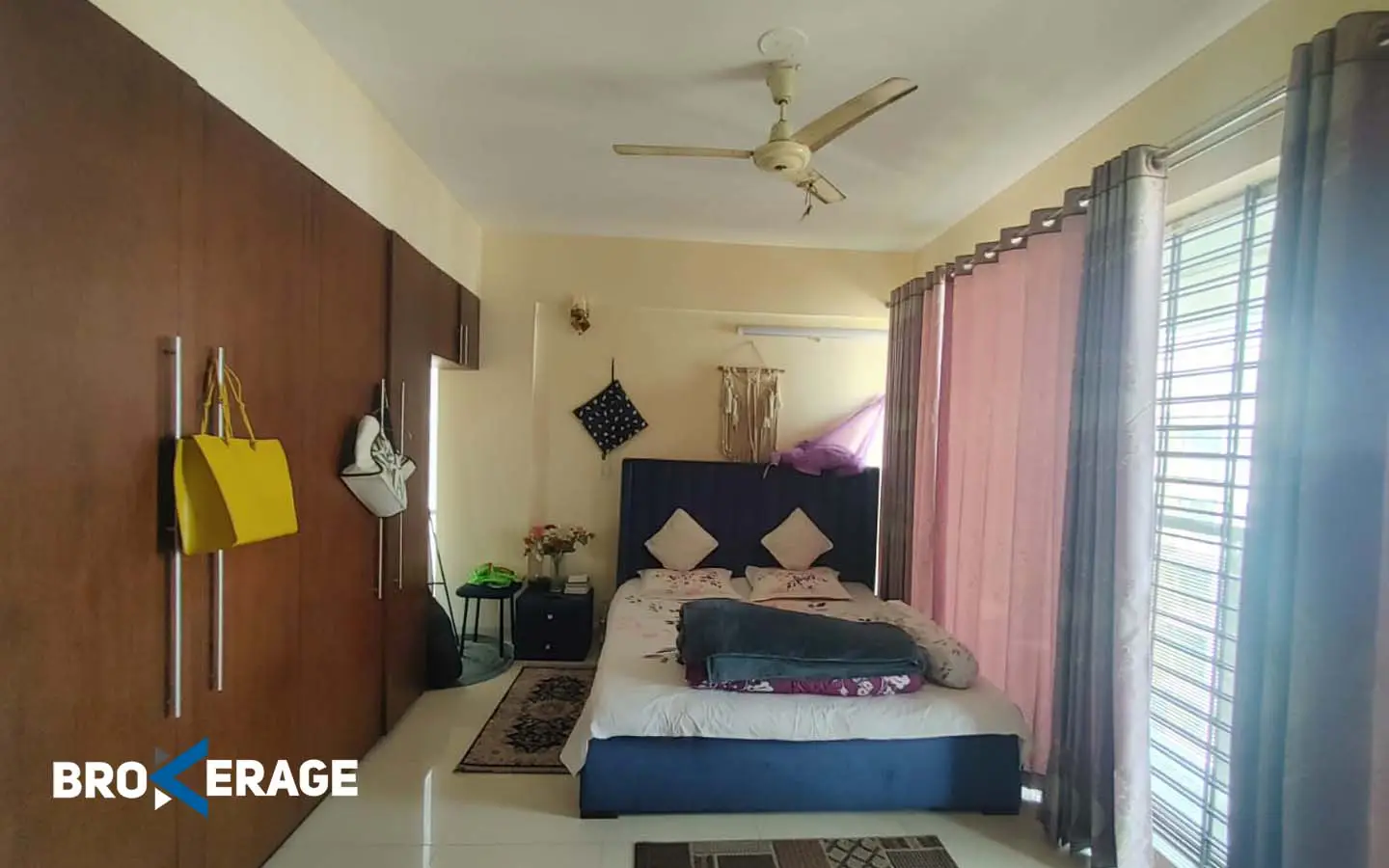 Ready flat for sale in Bashundhara