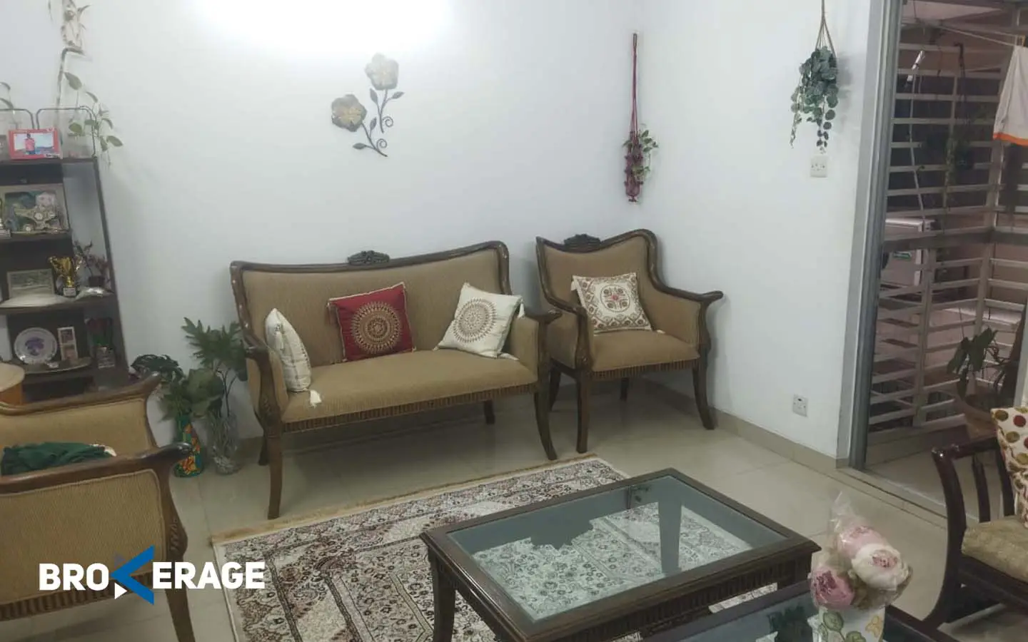 Ready flat for sale in Bashundhara