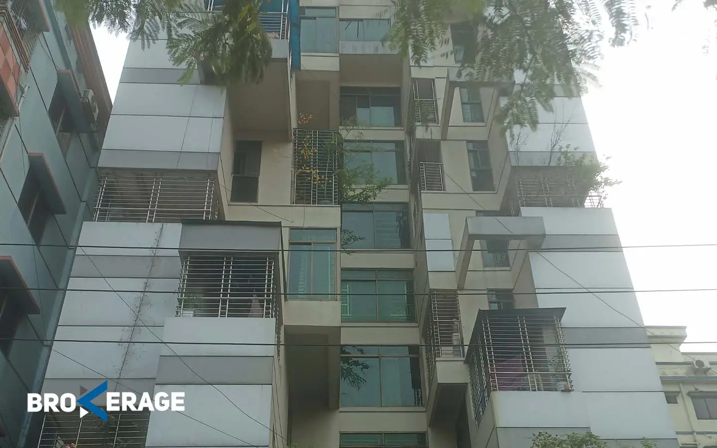 Ready flat for sale in banasree