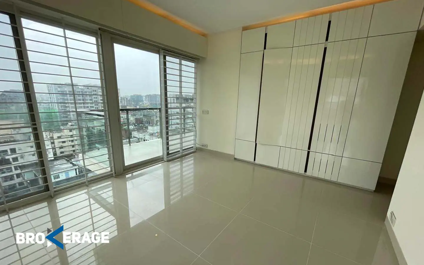 Ready flat for sale in dhanmondi