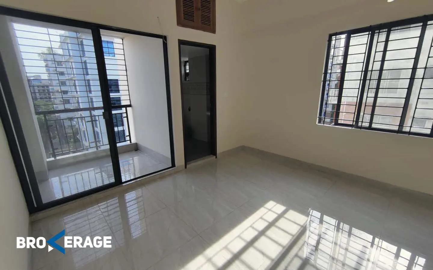 Ready flat for sale in Bashundhara