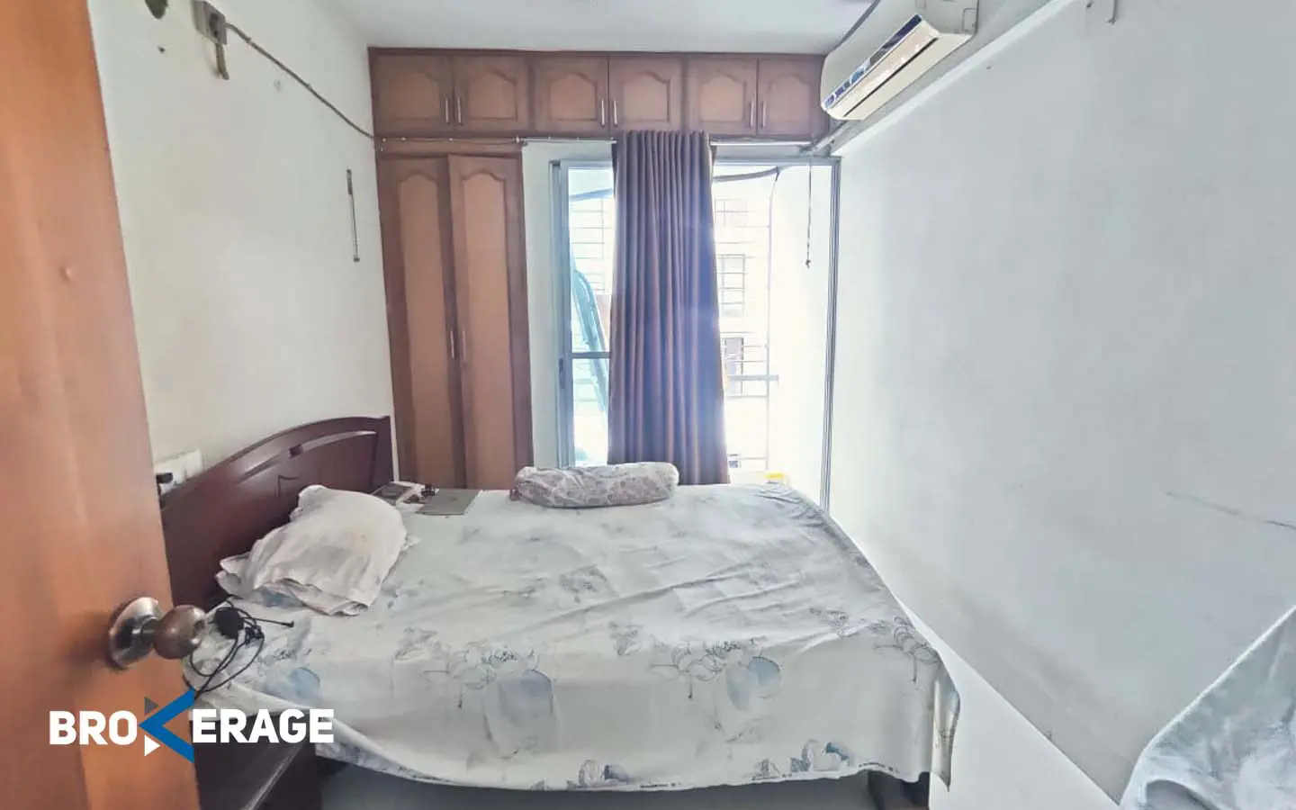 Ready flat for sale in moghbazar