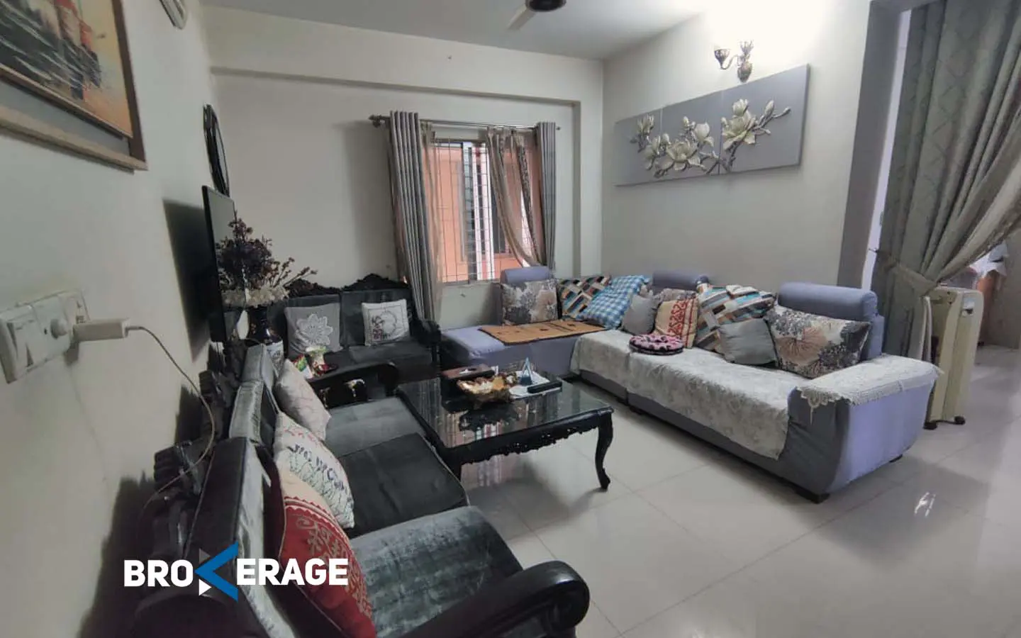 Ready flat for sale in moghbazar