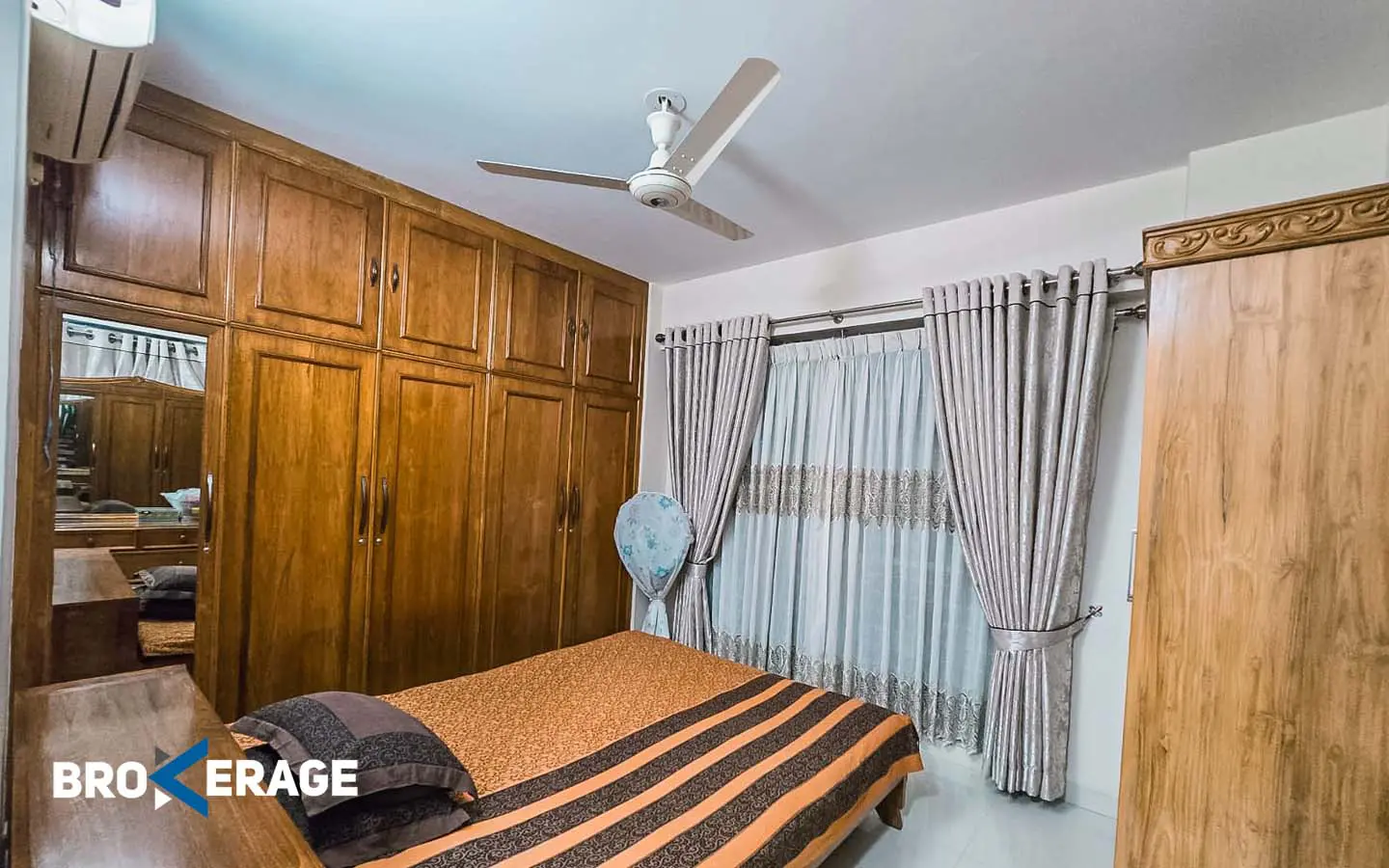 Ready flat for sale in Uttara