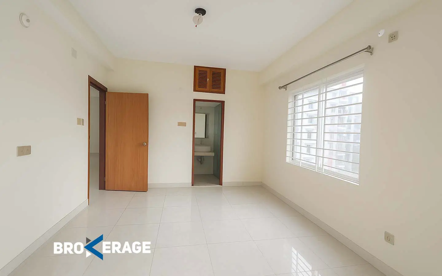 Ready flat for sale in mipur