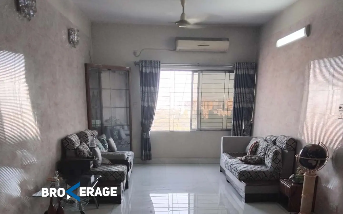 Ready flat for rent in easkaton