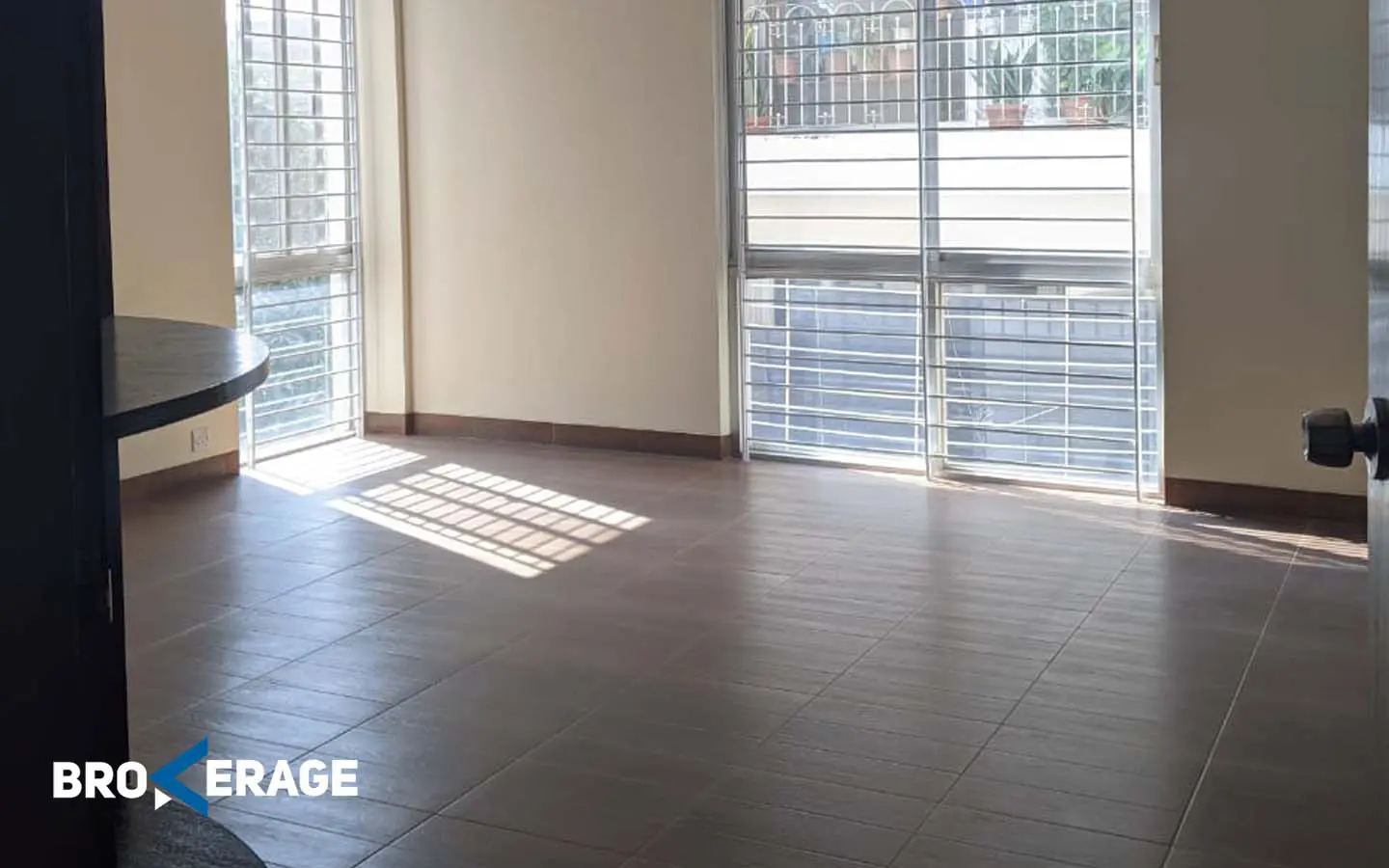 Ready flat for rent in gulshan