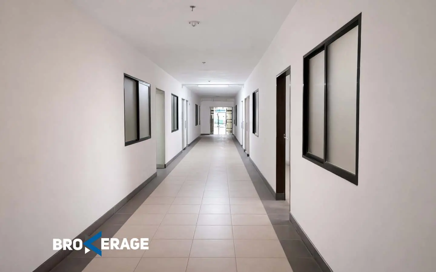 Commercial Space is ready for rent in mogbazar