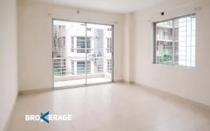1410 sft 3-bedroom flat for sale